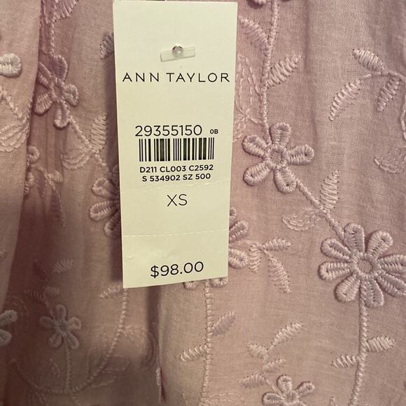 Light Purple Flower top from Ann Taylor NWT - Picture 2 of 4